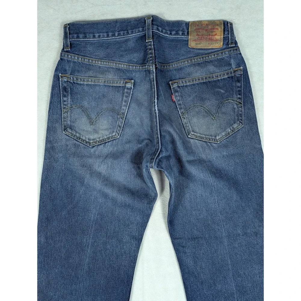 Levis 505 Regular Fit Jeans Mens 33 Medium Wash Blue Denim Made in‎ USA
